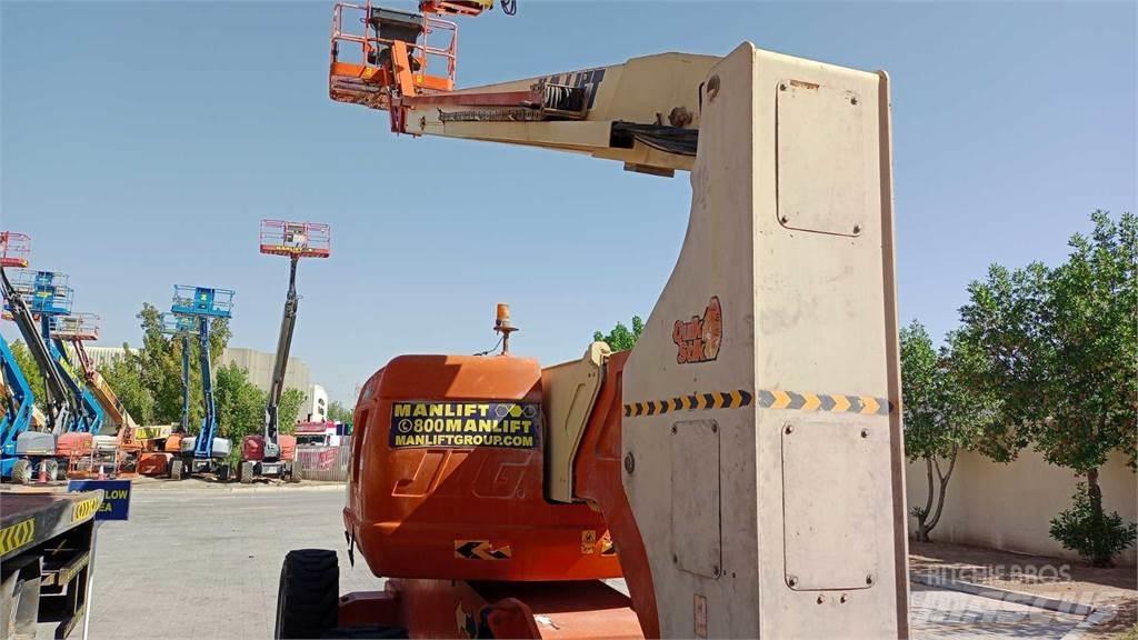 JLG 800AJ Zglobne podizne platforme