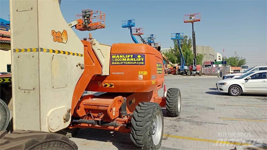 JLG 800AJ Zglobne podizne platforme