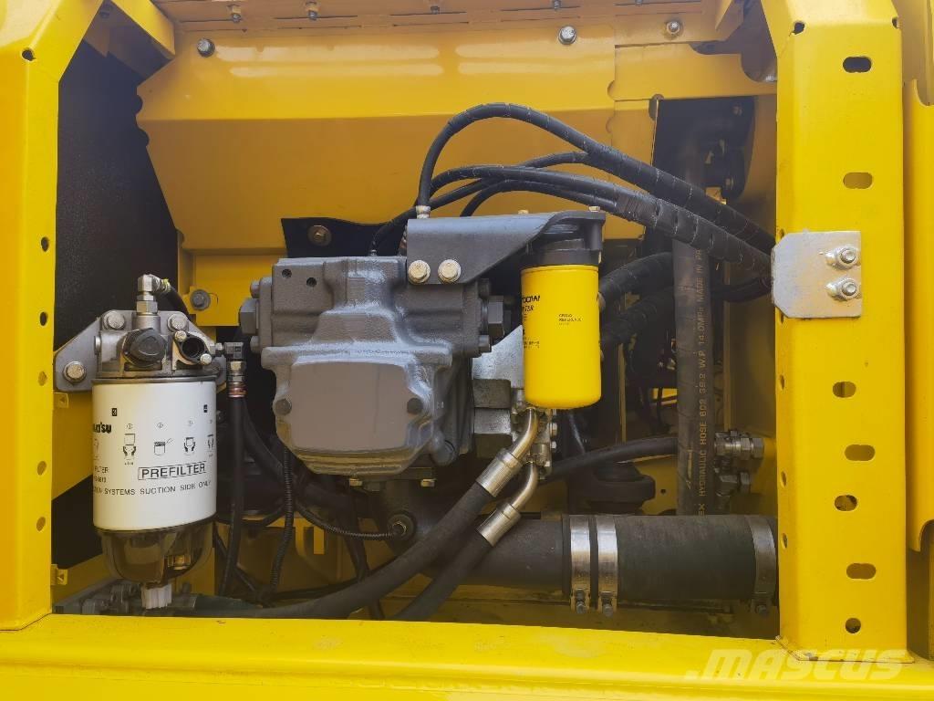 Komatsu pc200-8 Bageri guseničari