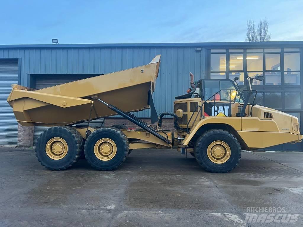 CAT 730 C Zglobni damperi