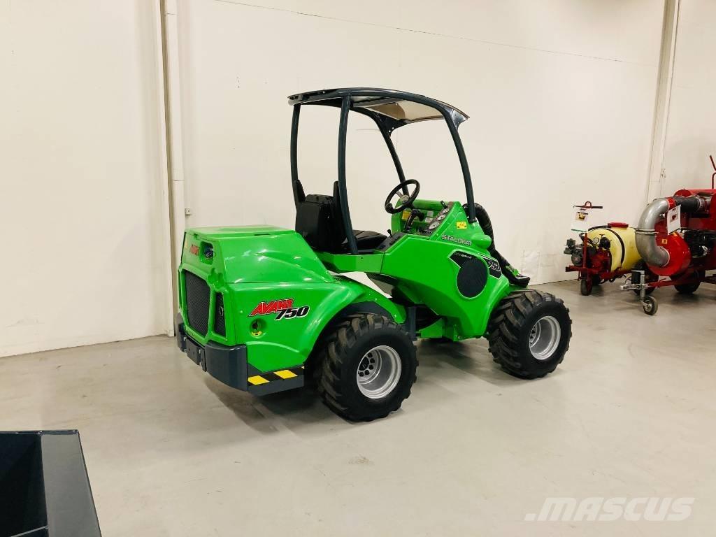 Avant 750 Mini utovarivači