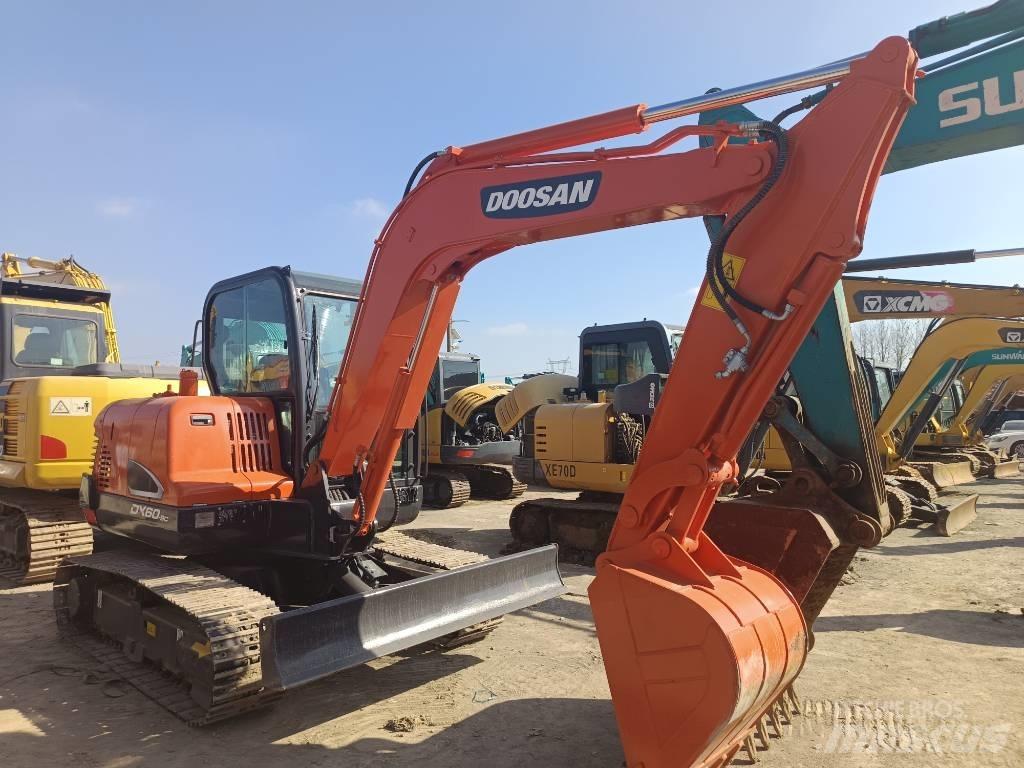 Doosan DX 60-9 C Bageri guseničari