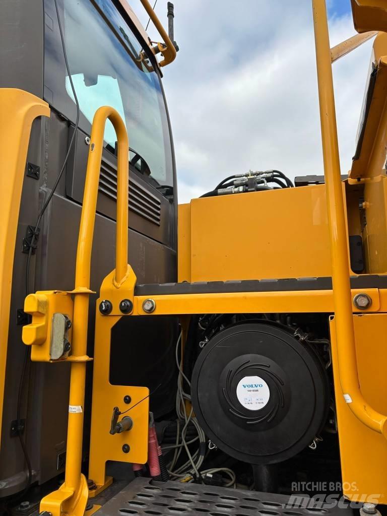 Volvo EW 180 D Bageri točkaši