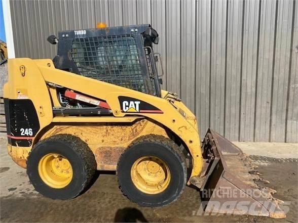 CAT 246 Skid steer mini utovarivači