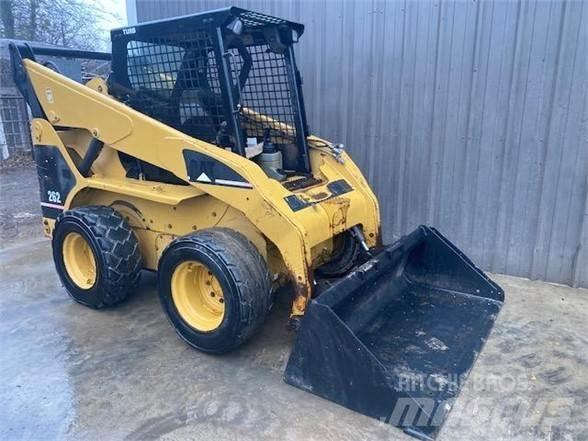 CAT 262 Skid steer mini utovarivači
