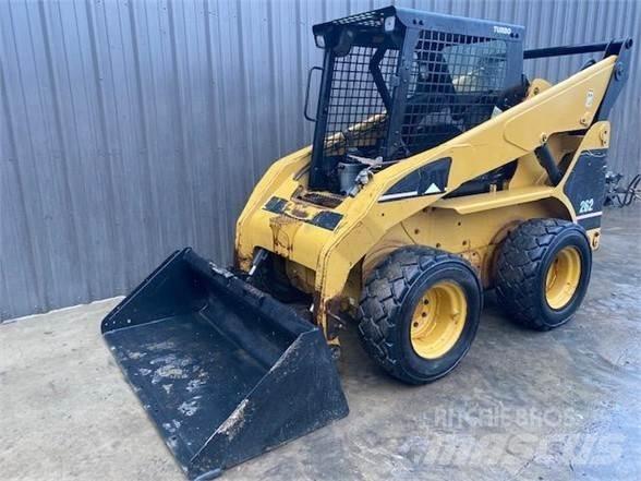 CAT 262 Skid steer mini utovarivači