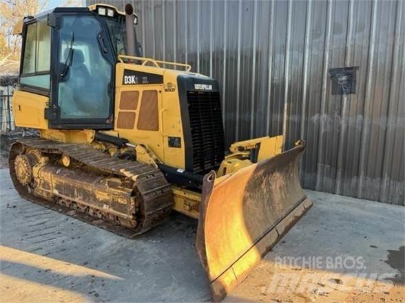 CAT D3K2 Buldožeri guseničari