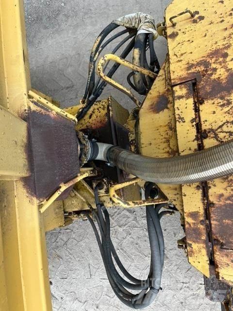 CAT D40D Zglobni damperi