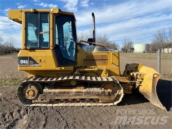 CAT D4G XL Buldožeri guseničari