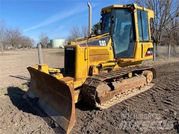 CAT D4G XL Buldožeri guseničari