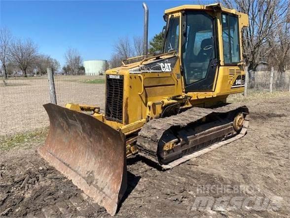 CAT D4G XL Buldožeri guseničari