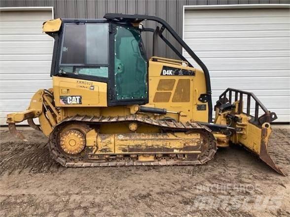CAT D4K2 LGP Buldožeri guseničari