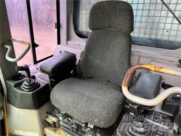 CAT D5G LGP Buldožeri guseničari