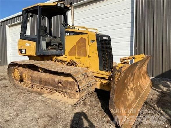 CAT D5K LGP Buldožeri guseničari