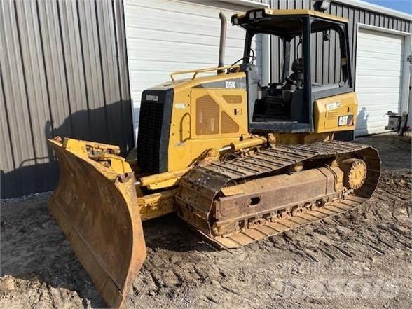 CAT D5K LGP Buldožeri guseničari