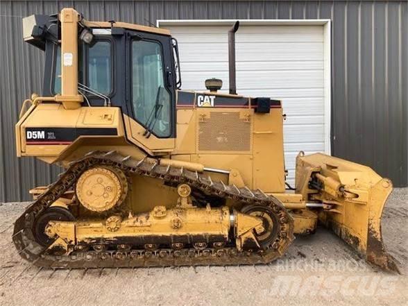 CAT D5M Buldožeri guseničari