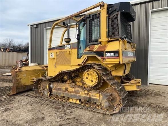 CAT D5M XL Buldožeri guseničari