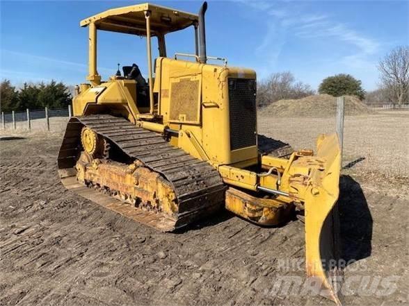 CAT D5N Buldožeri guseničari