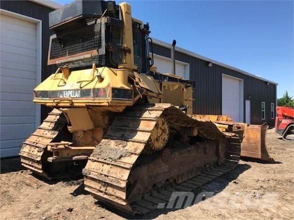 CAT D6M LGP Buldožeri guseničari