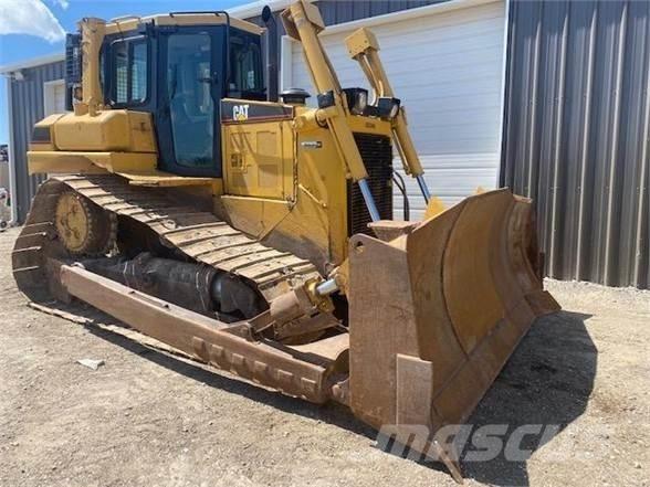 CAT D6R Buldožeri guseničari