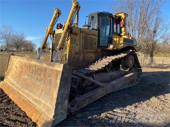 CAT D7H II Buldožeri guseničari