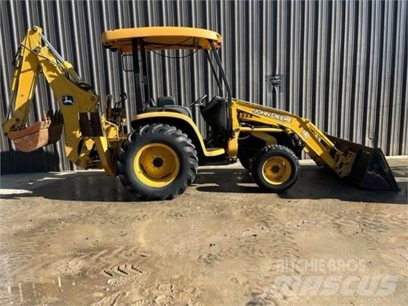 John Deere 110 Rovokopači