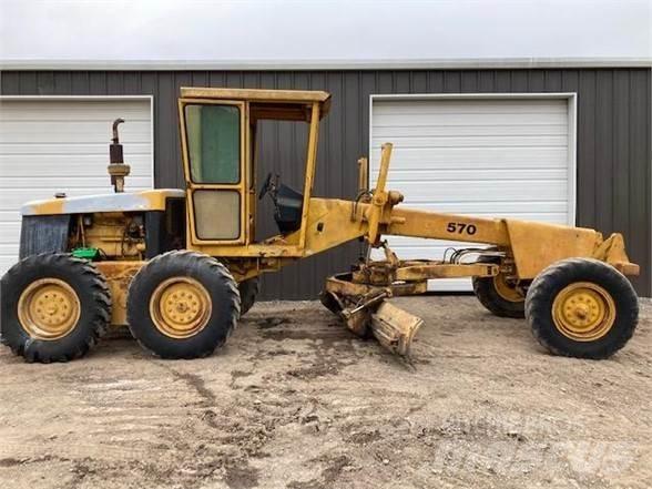 John Deere 570 Grejderi