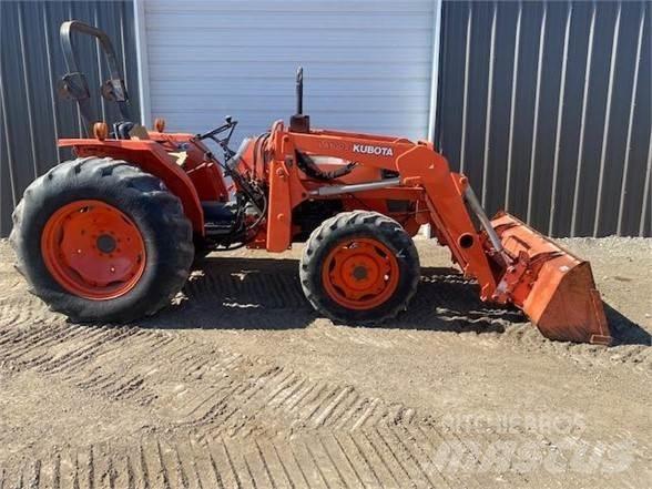 Kubota M4700 Traktori