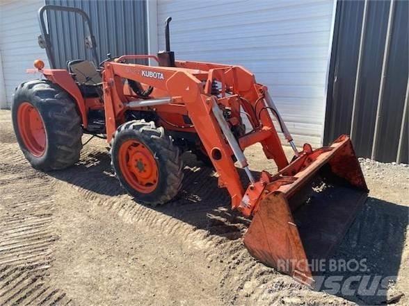 Kubota M4700 Traktori