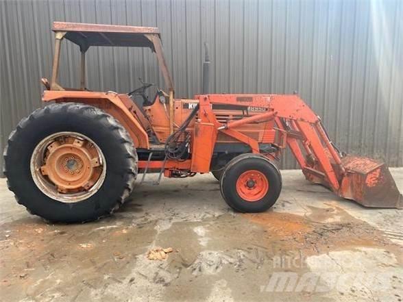Kubota M8950 Traktori