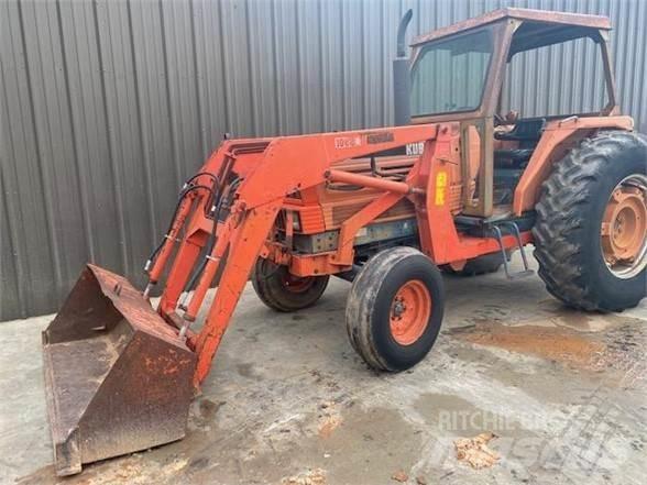 Kubota M8950 Traktori