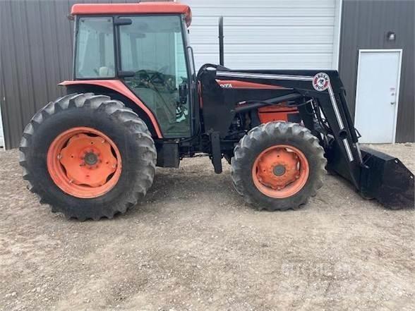 Kubota M9000 Traktori
