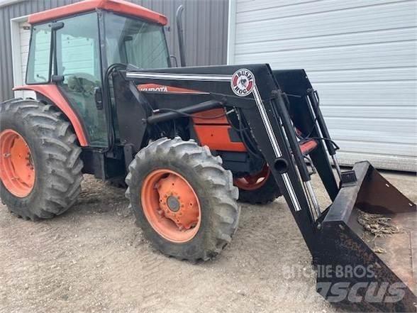 Kubota M9000 Traktori