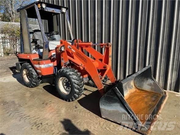 Kubota R420 Utovarivači na točkove