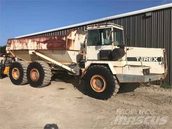Terex TA27 Zglobni damperi