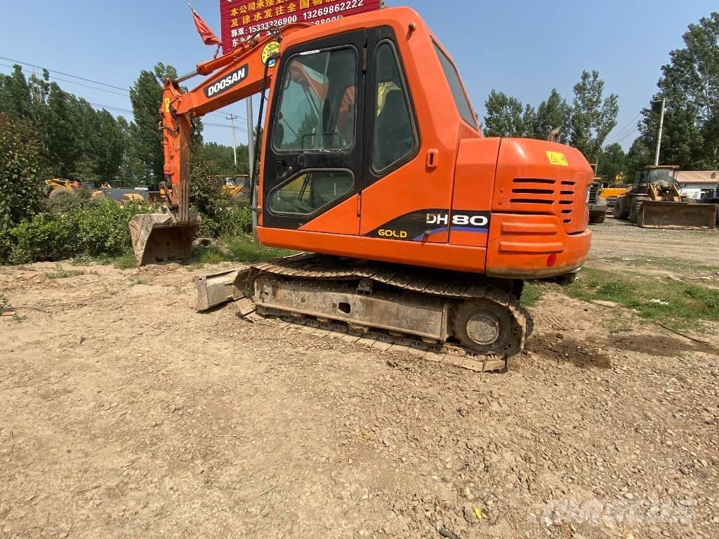 Doosan DH80 Bageri guseničari
