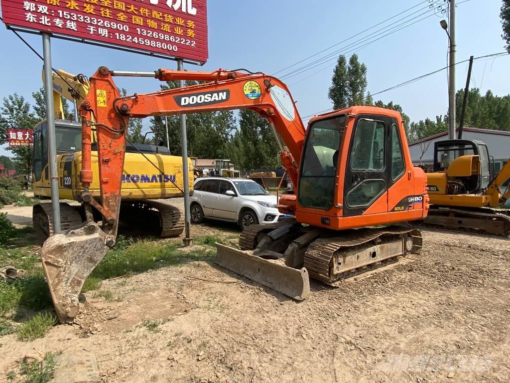 Doosan DH80 Bageri guseničari