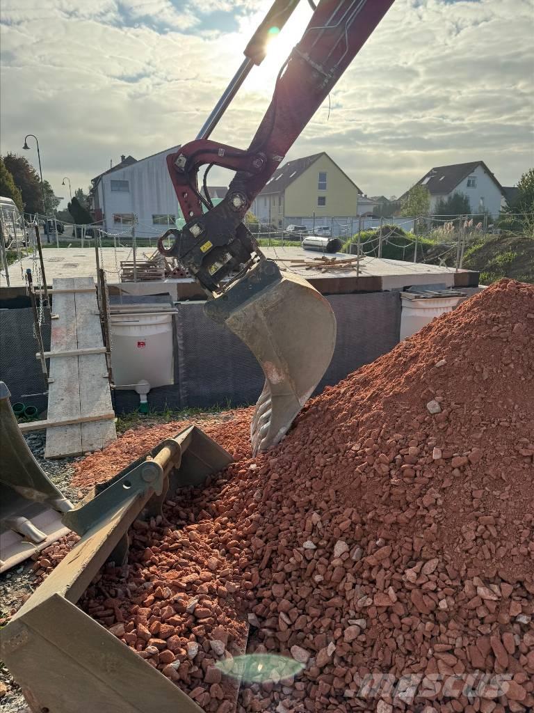 Yanmar B 110 W Bageri točkaši