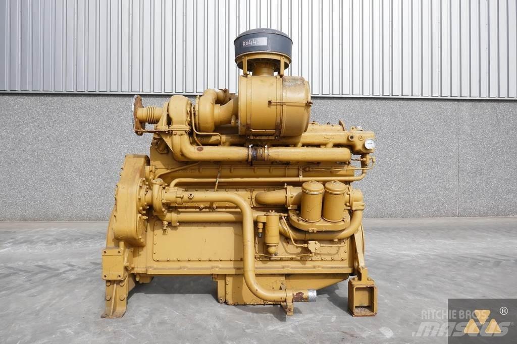 CAT D353E Kargo motori