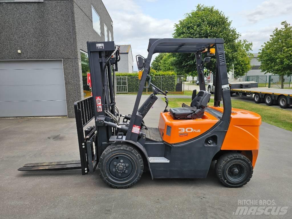 Doosan D 30 G Dizelski viljuškari