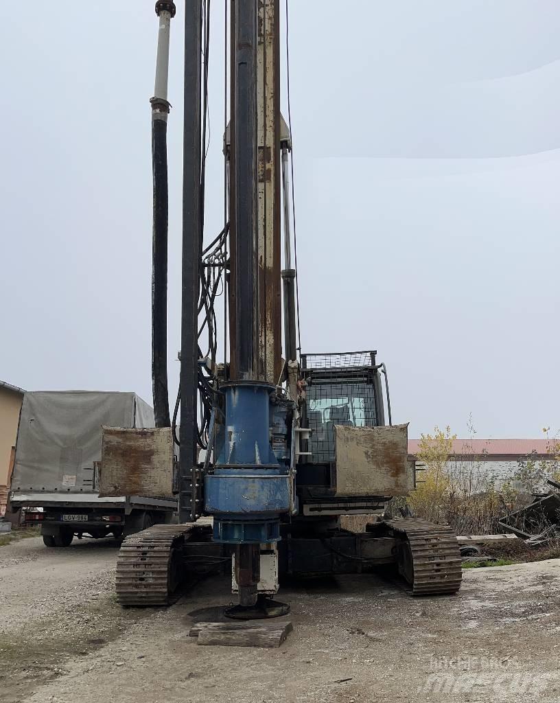 Tescar CF6 Mašine za pilotiranje