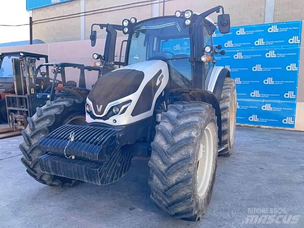 Valtra G115 Traktori