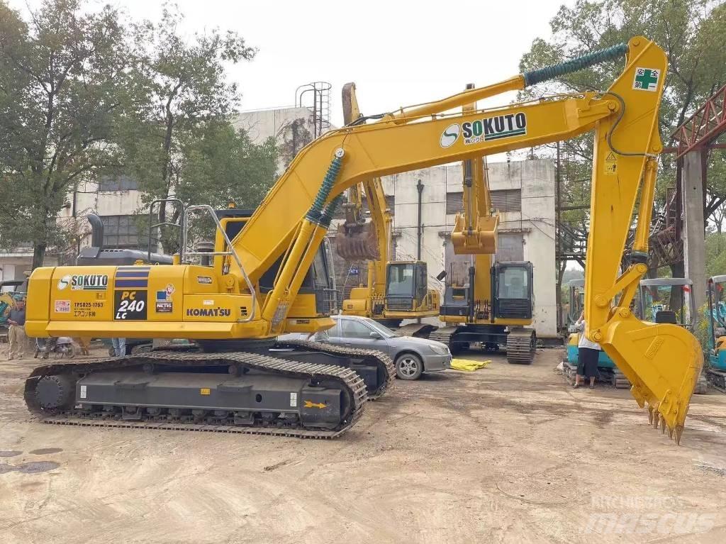 Komatsu PC240-8 Bageri guseničari