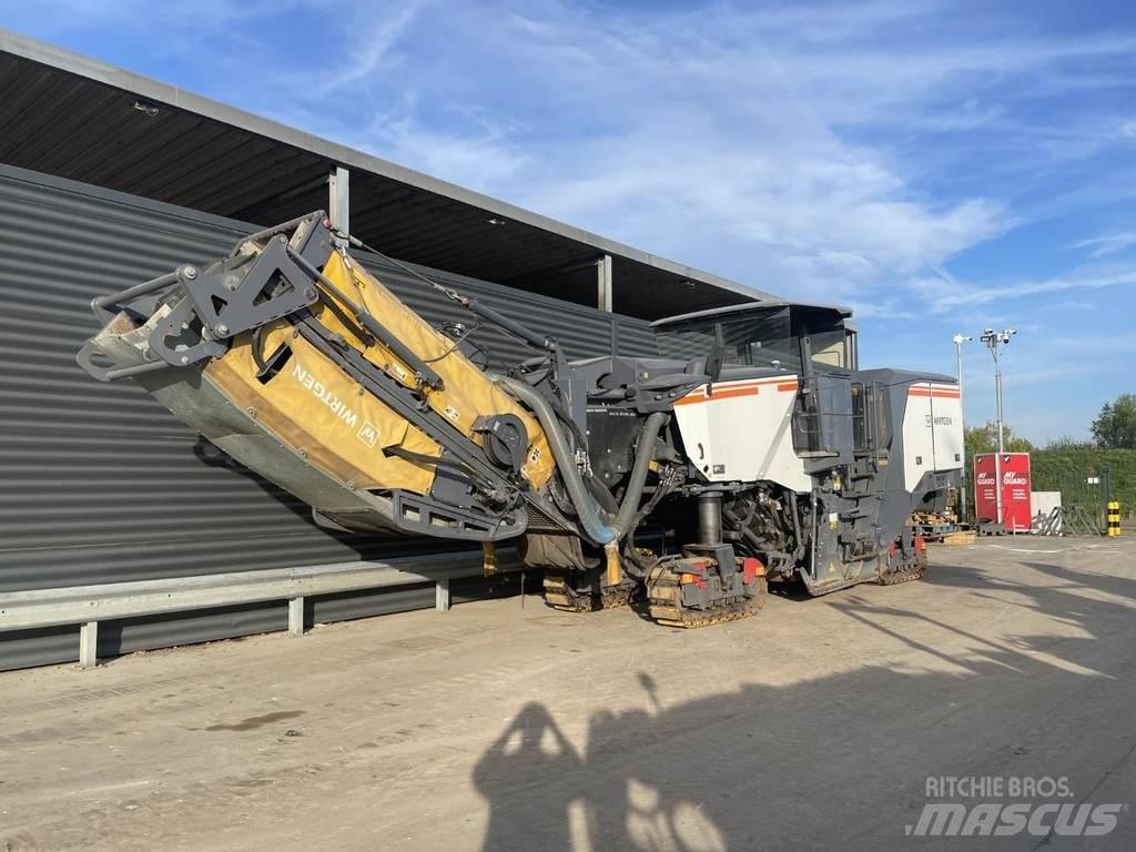 Wirtgen W 220 FI Freze za asfalt