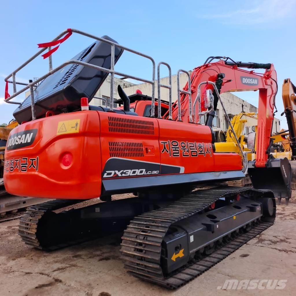 Doosan DX 300 LC-9S Bageri guseničari
