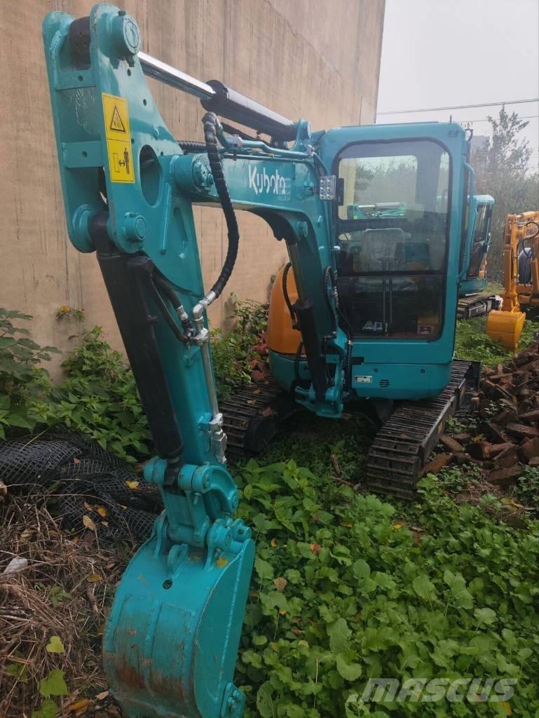 Kubota U 30 Mini bageri < 7t