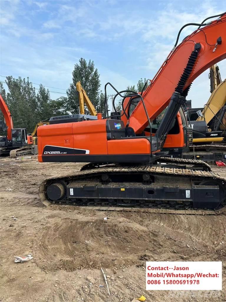 Doosan DX 225 LCA Bageri guseničari