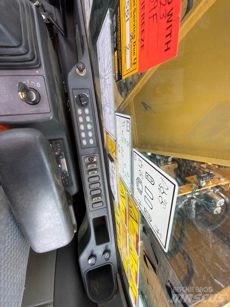 CAT 311F Bageri guseničari