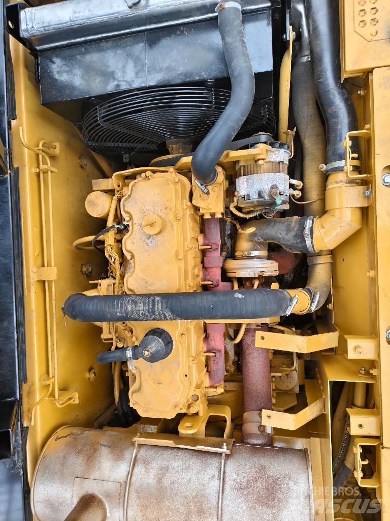 CAT 325 C Bageri guseničari