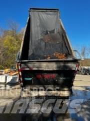 Mack CV 713 Kiperi kamioni